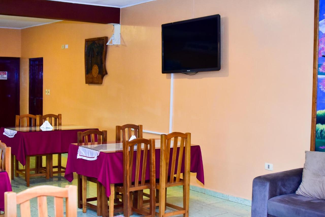 Palmas Park Hotel Y Restaurant Облигадо Экстерьер фото