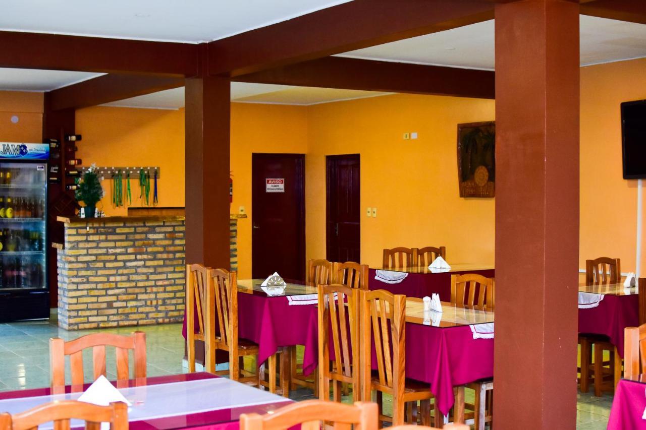 Palmas Park Hotel Y Restaurant Облигадо Экстерьер фото